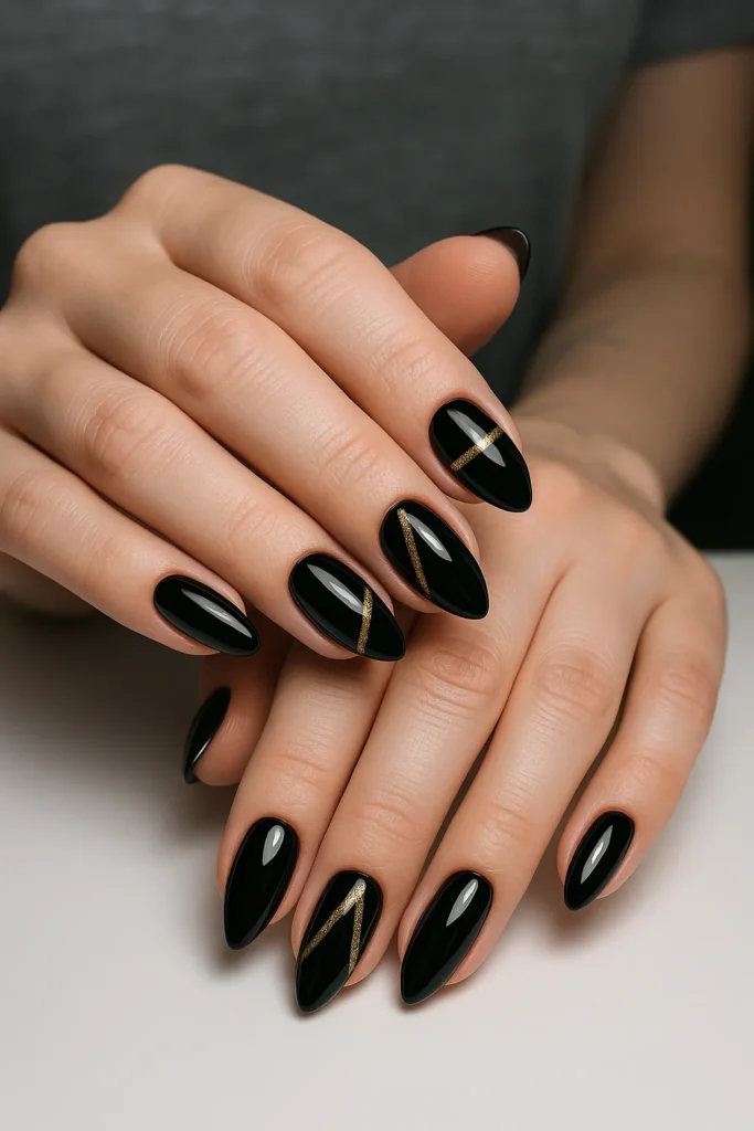 Black-and-Gold-Geometric-Nail-Art